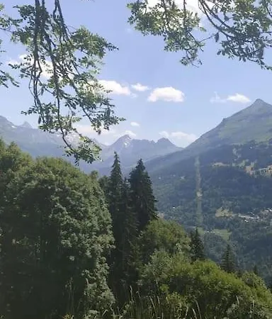 Du Champlet Chalet *