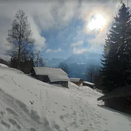 Du Champlet Chalet